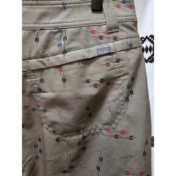 Eddie Bauer Adventure 2.0 green arrow print skirt with built-in shorts 10 - Picture 7 of 8